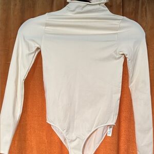 SKIMS Kids Ivory Long Sleeve Bodysuit 169